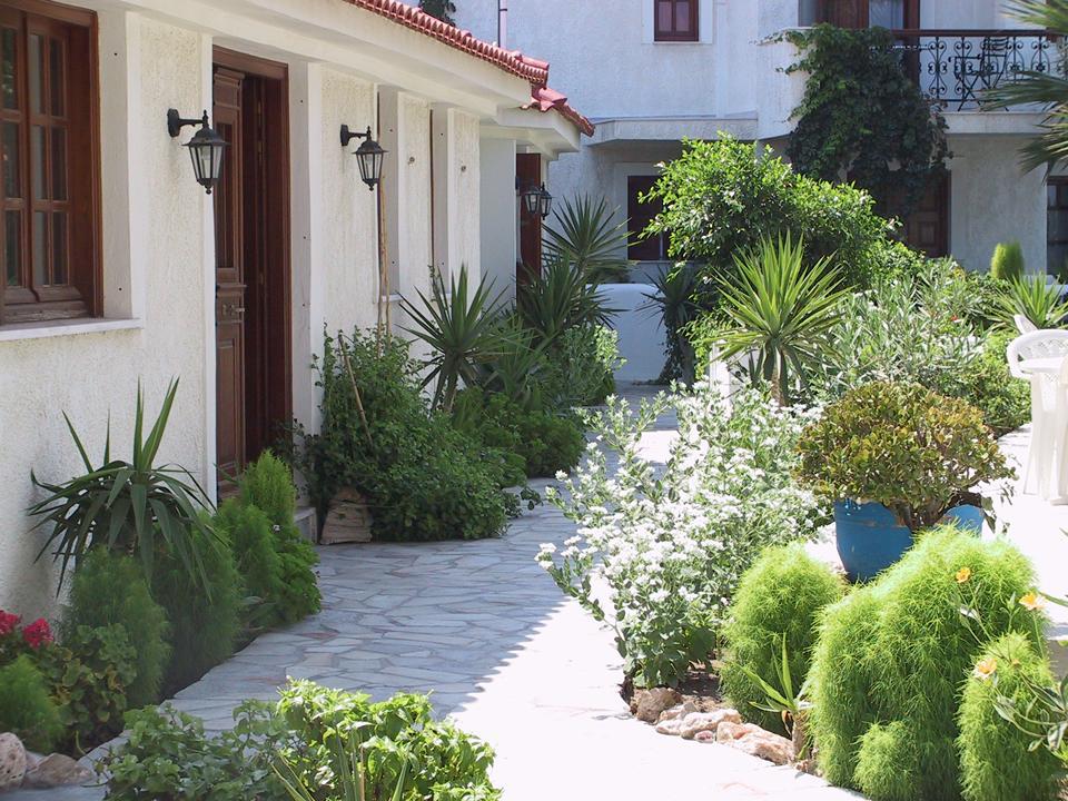 Hotel Agnanti Agios Konstantinos  Exterior photo